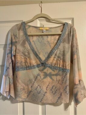Vintage Urban Outfitters Pastel V-Neck Lace-Trim Too